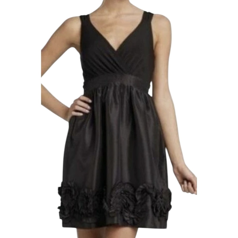 Max & Cleo Whimsigoth Ruffle Fit & Flare Cocktail Party V-Neck Black Dress Sz 4